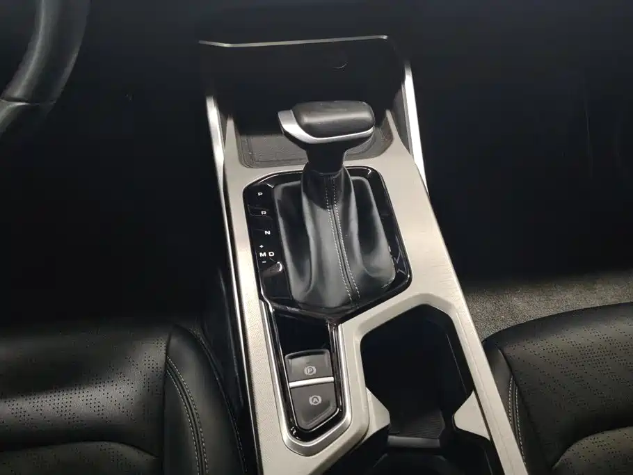 Geely Emgrand — миниатюра 16