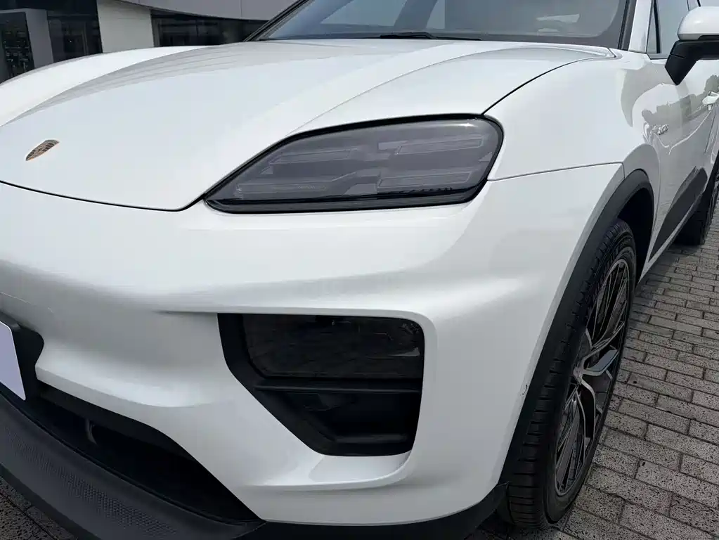Porsche Macan 2024 Macan 4