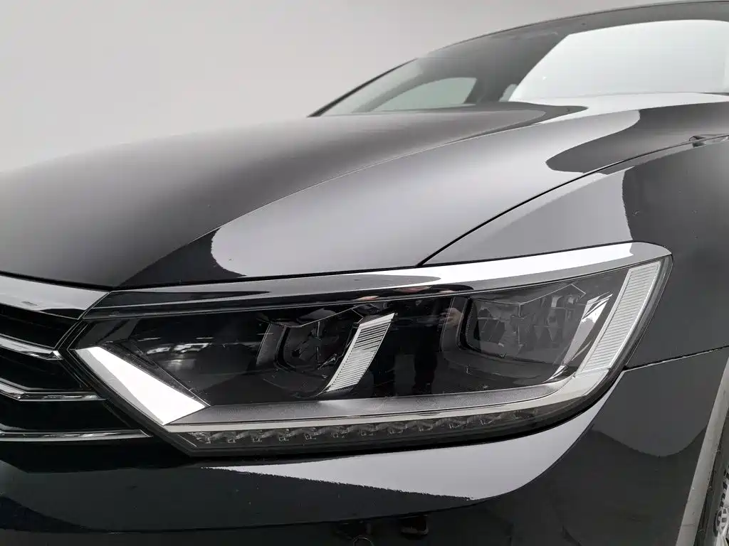 Volkswagen Magotan — миниатюра 7