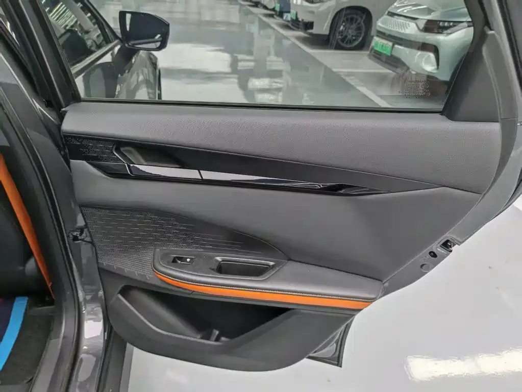 Changan UNI-V — миниатюра 10