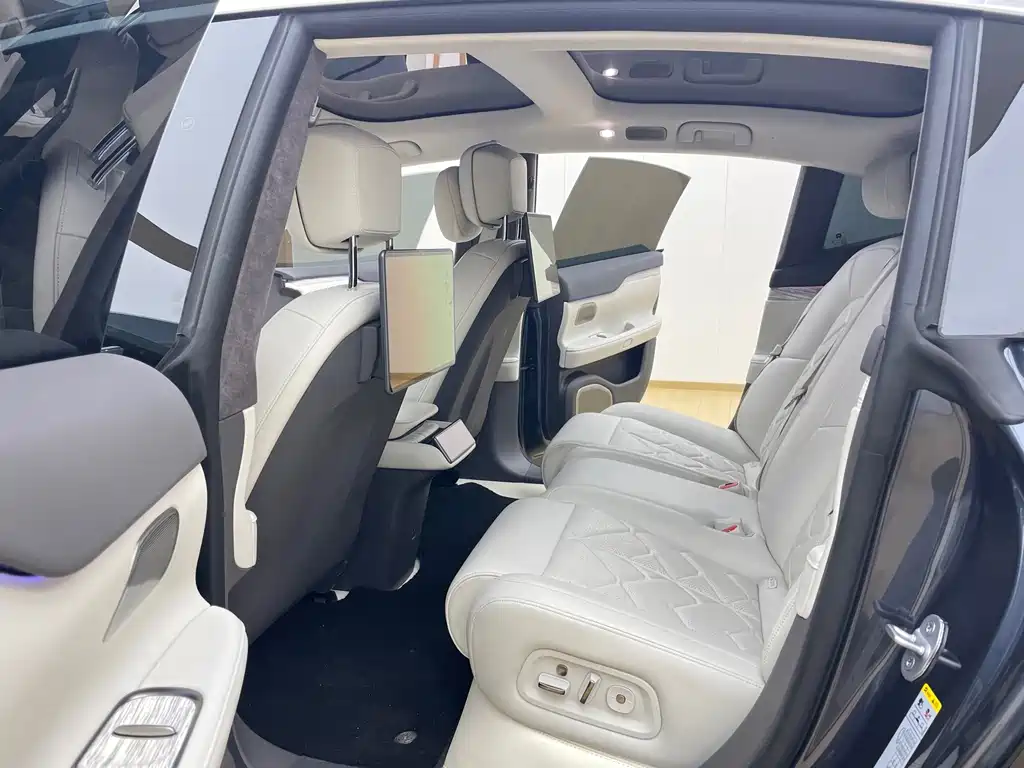 NIO ET7 — миниатюра 16
