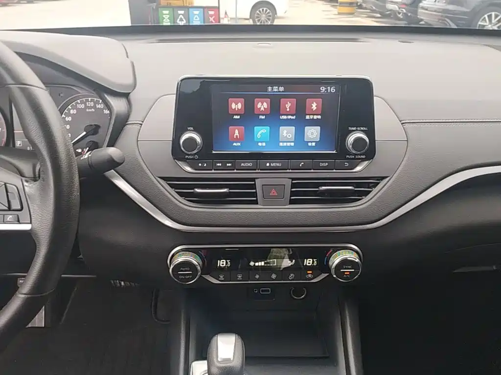 Nissan Teana — миниатюра 13