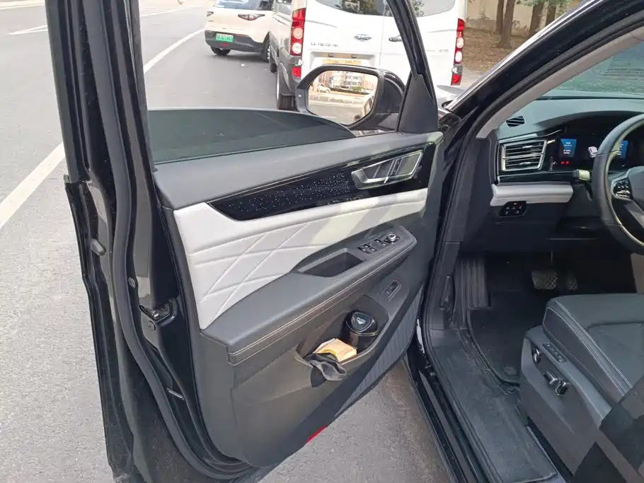 Volkswagen Teramont — миниатюра 7