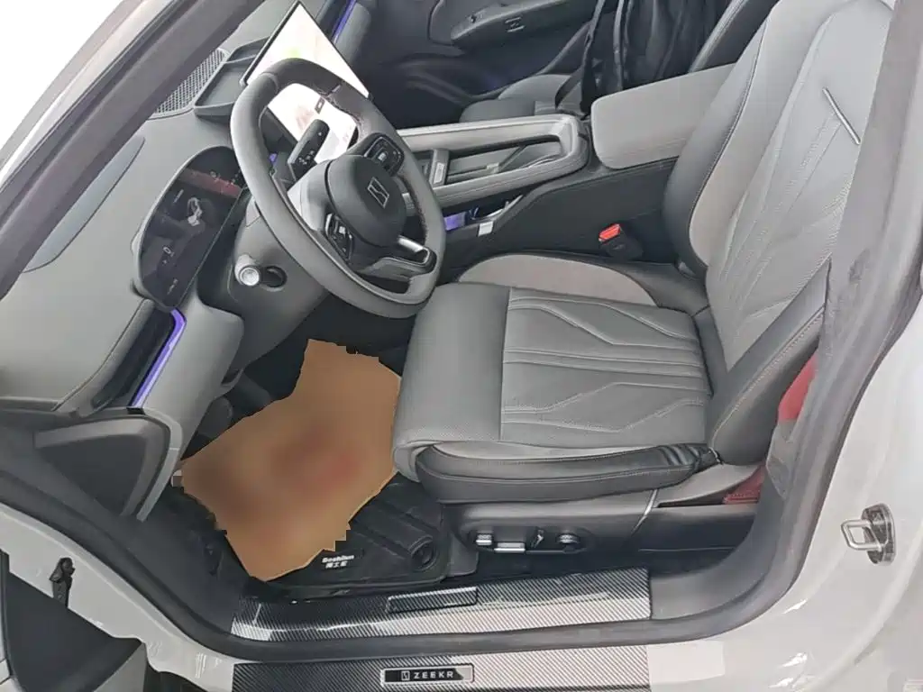 Zeekr 007GT — миниатюра 15