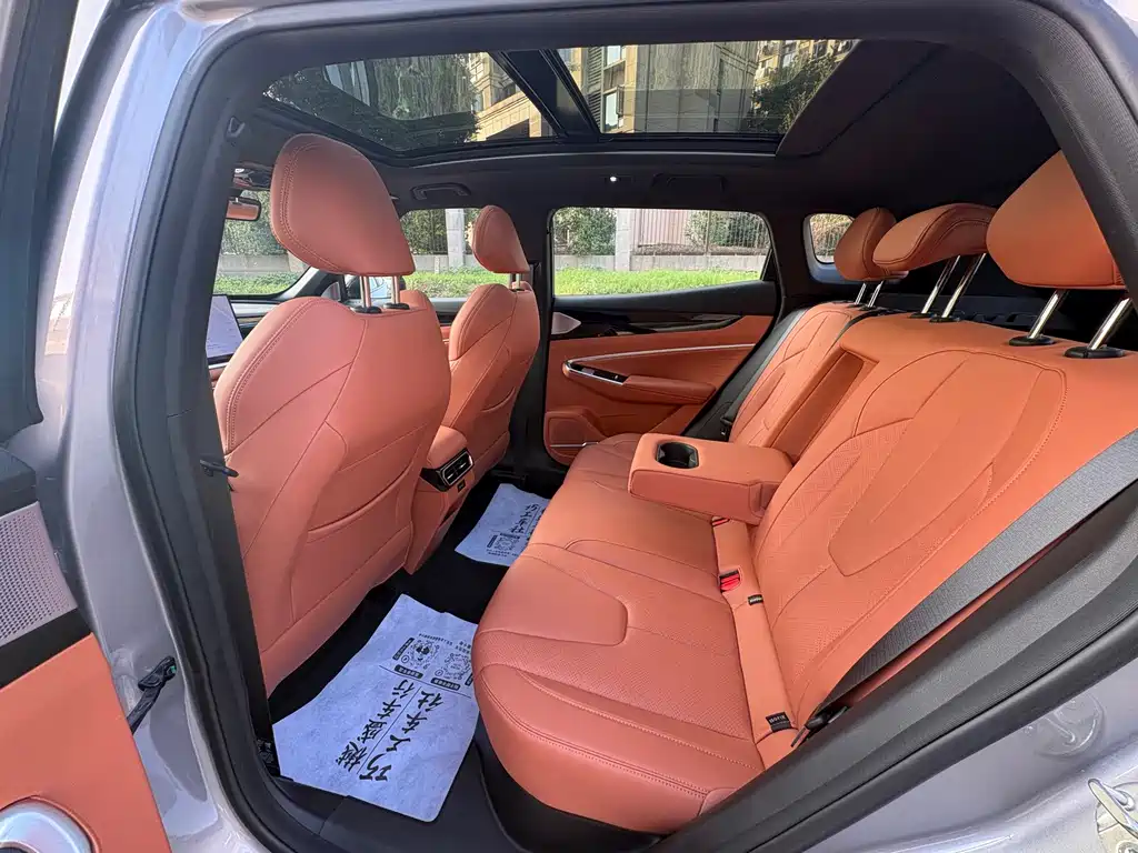 Geely Boyue — миниатюра 16