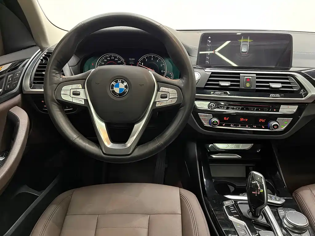 BMW X3 — миниатюра 5