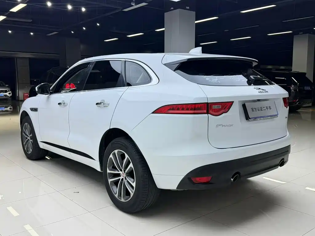 Jaguar F-PACE — миниатюра 7