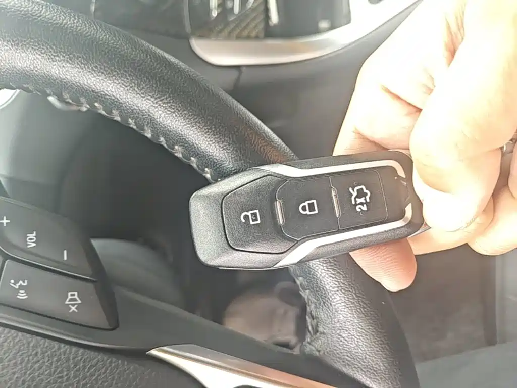 Ford Edge — миниатюра 9