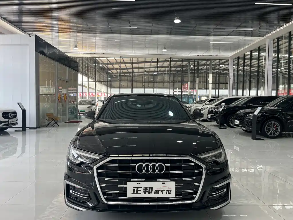 Audi A6L 2022 40 TFSI Luxury