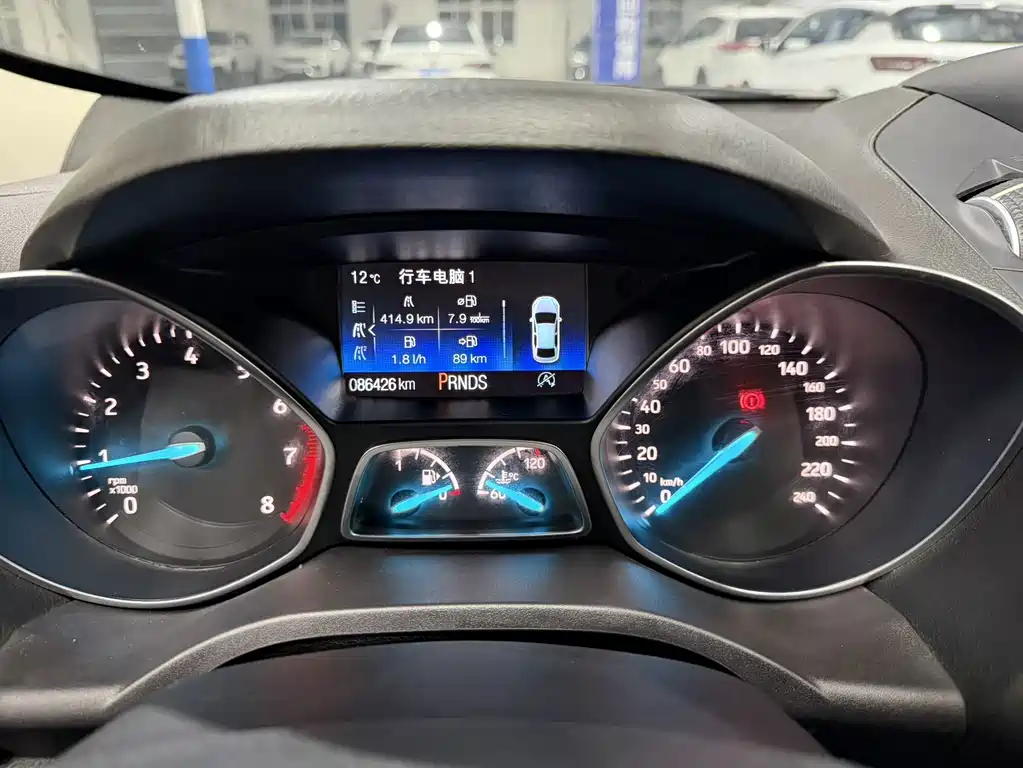 Ford Kuga — миниатюра 8