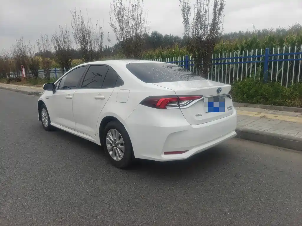 Toyota Corolla — миниатюра 6