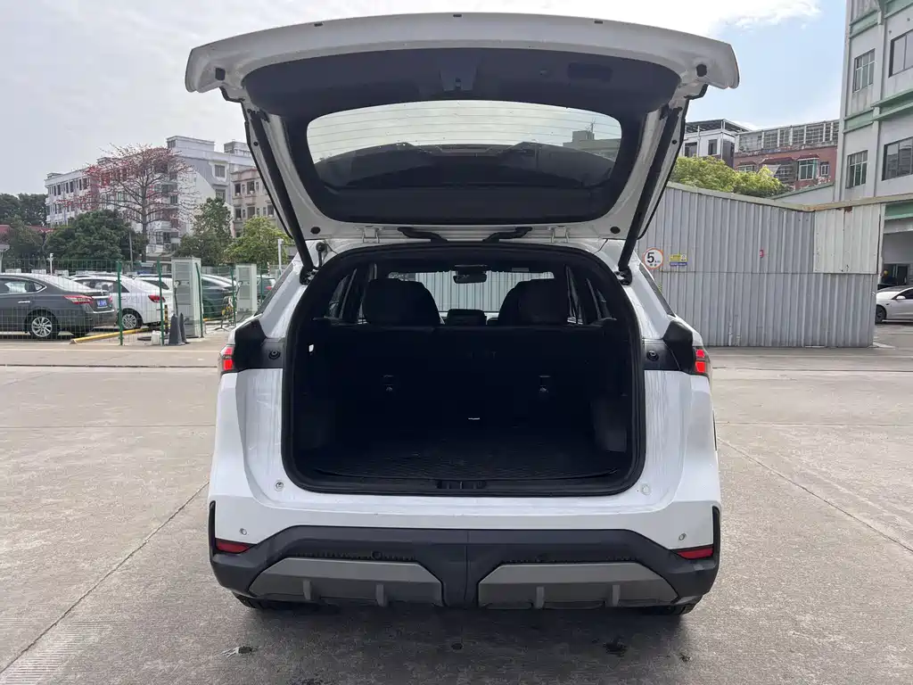 GEELY GALAXY GALAXY L7