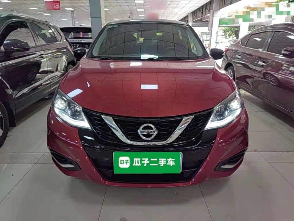 Nissan Tiida — миниатюра 3