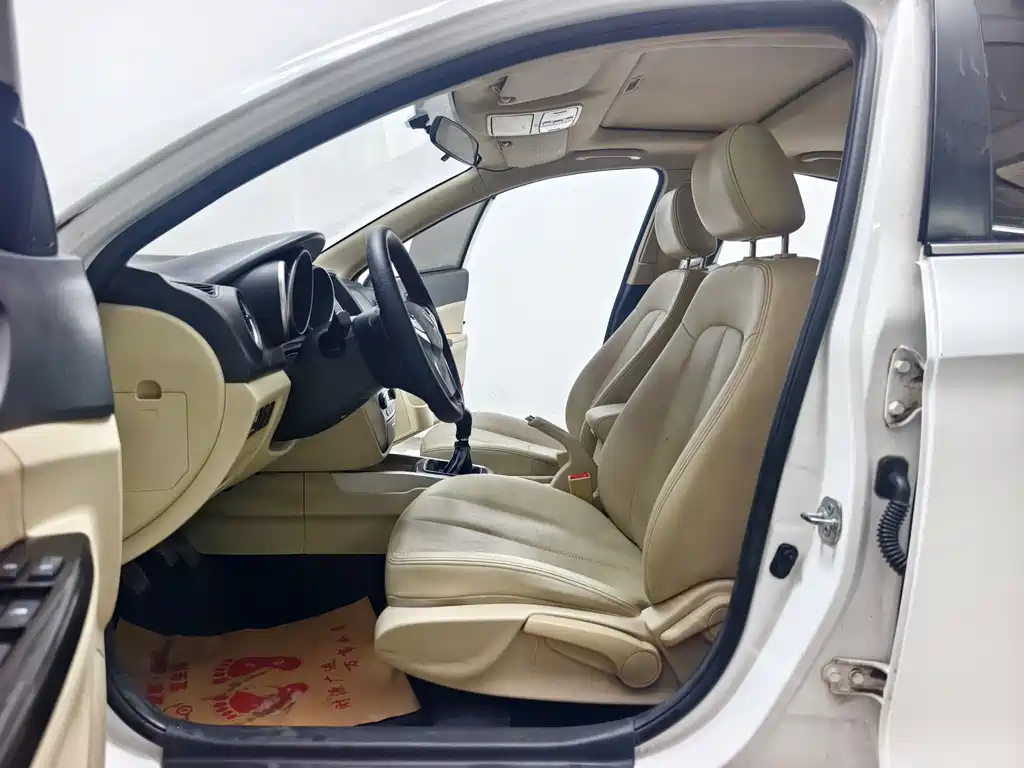 Changan Eado — миниатюра 11