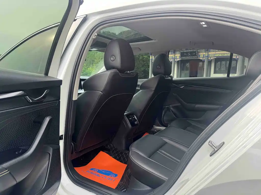 Skoda Octavia — миниатюра 8