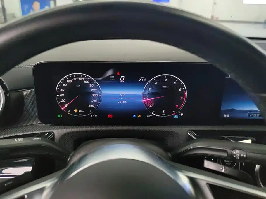 Mercedes-Benz A-Class — миниатюра 14