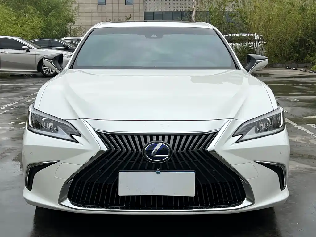 Lexus ES — миниатюра 2