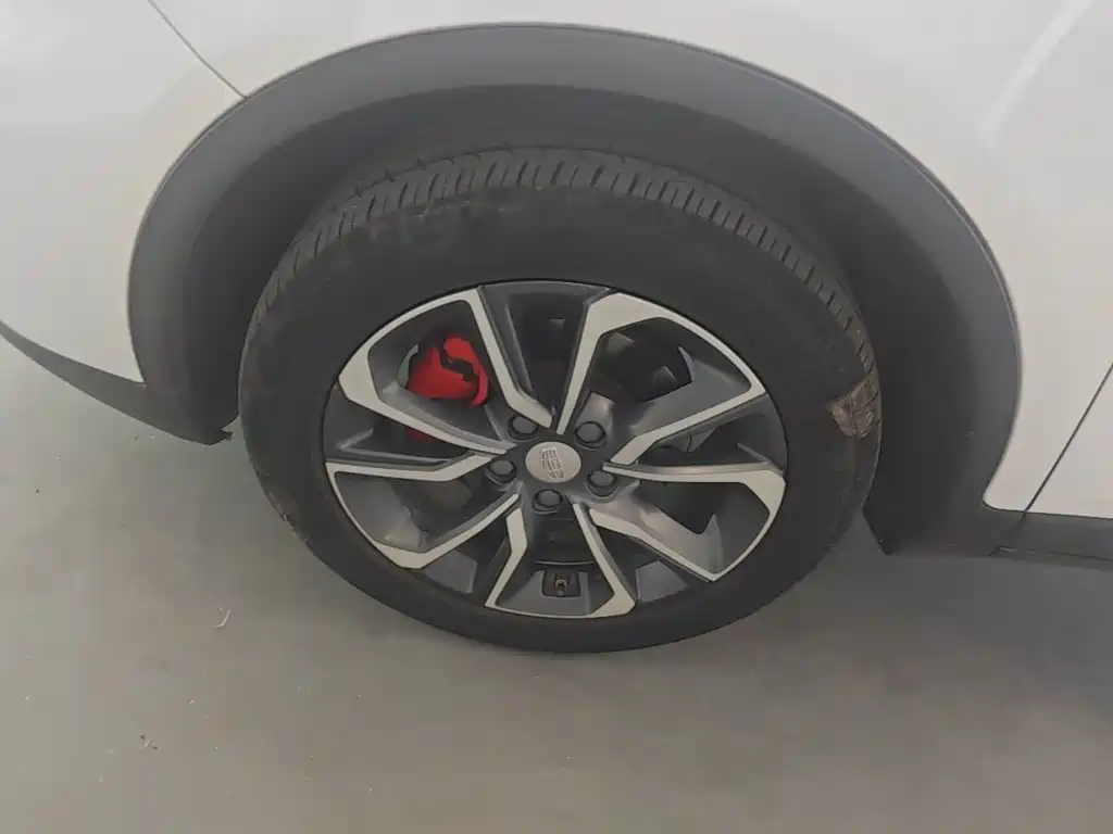 Geely Emgrand GS — миниатюра 23