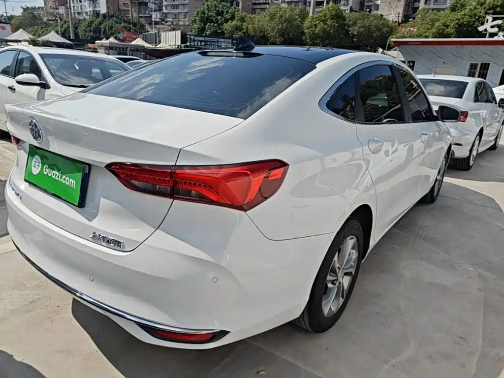 Buick Verano — миниатюра 7
