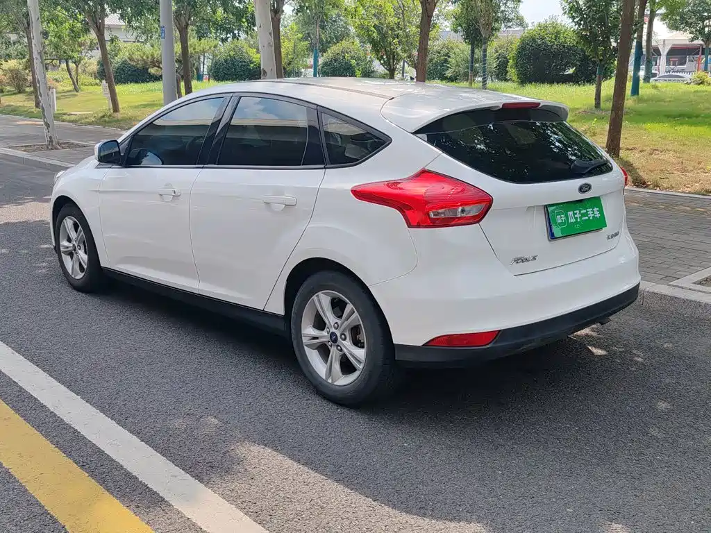 Ford Focus — миниатюра 5
