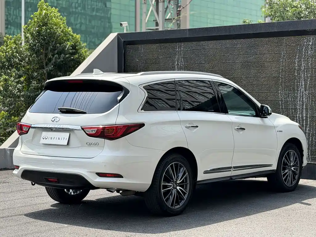 Infiniti QX60 (Import) — миниатюра 9
