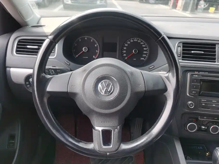 Volkswagen Sagitar — миниатюра 15