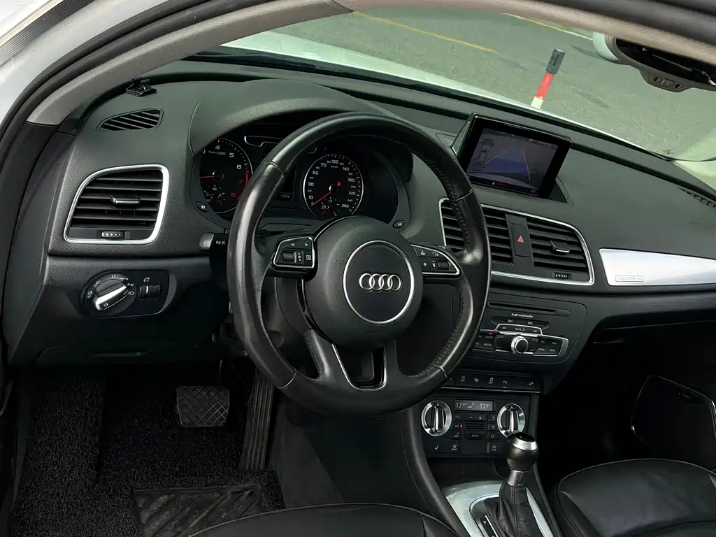 Audi Q3 2015 35 TFSI quattro Luxury