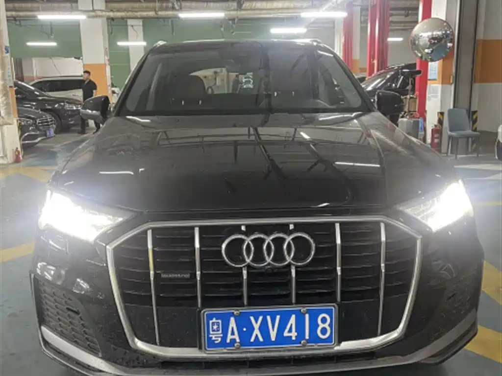 Audi Q7 2021 45 TFSI quattro S line Sport
