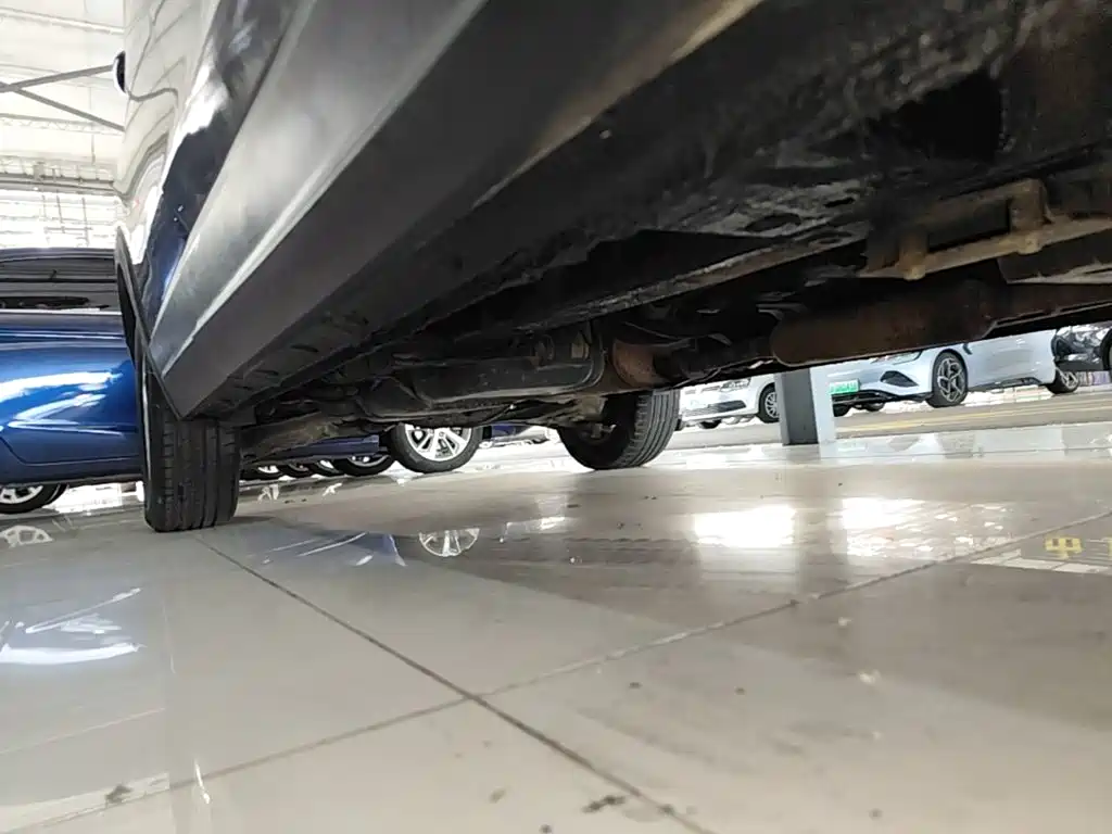 Wuling Hongguang S3 — миниатюра 21