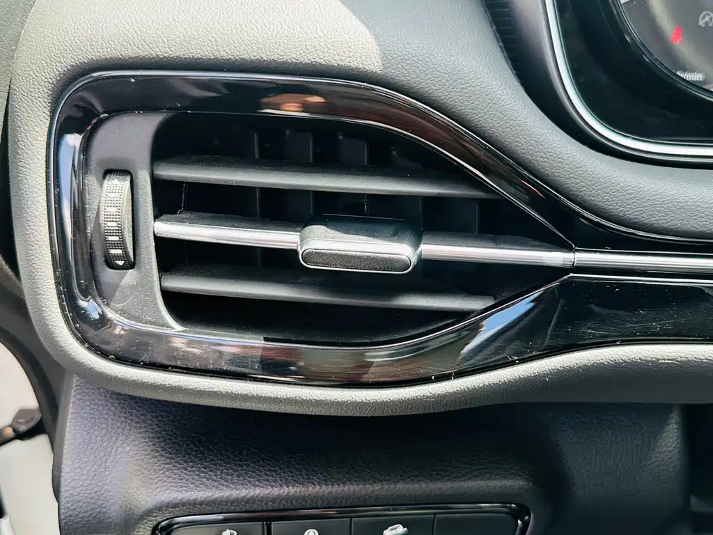 GAC Motor Trumpchi M6 — миниатюра 15
