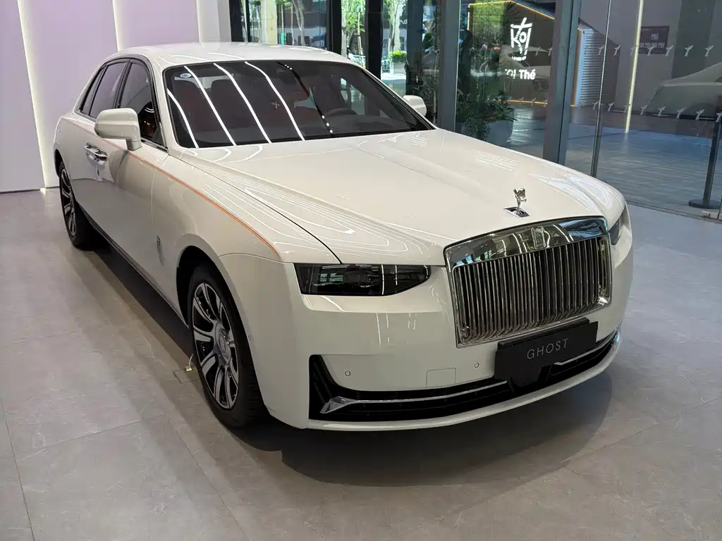 Rolls-Royce Ghost 0