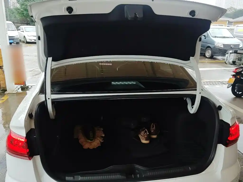 Volkswagen Bora — миниатюра 19