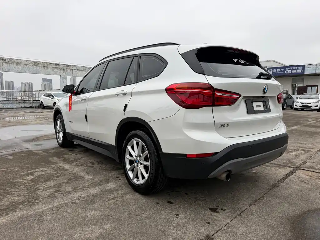 BMW X1 — миниатюра 5