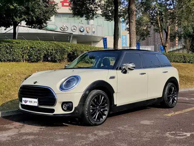MINI CLUBMAN