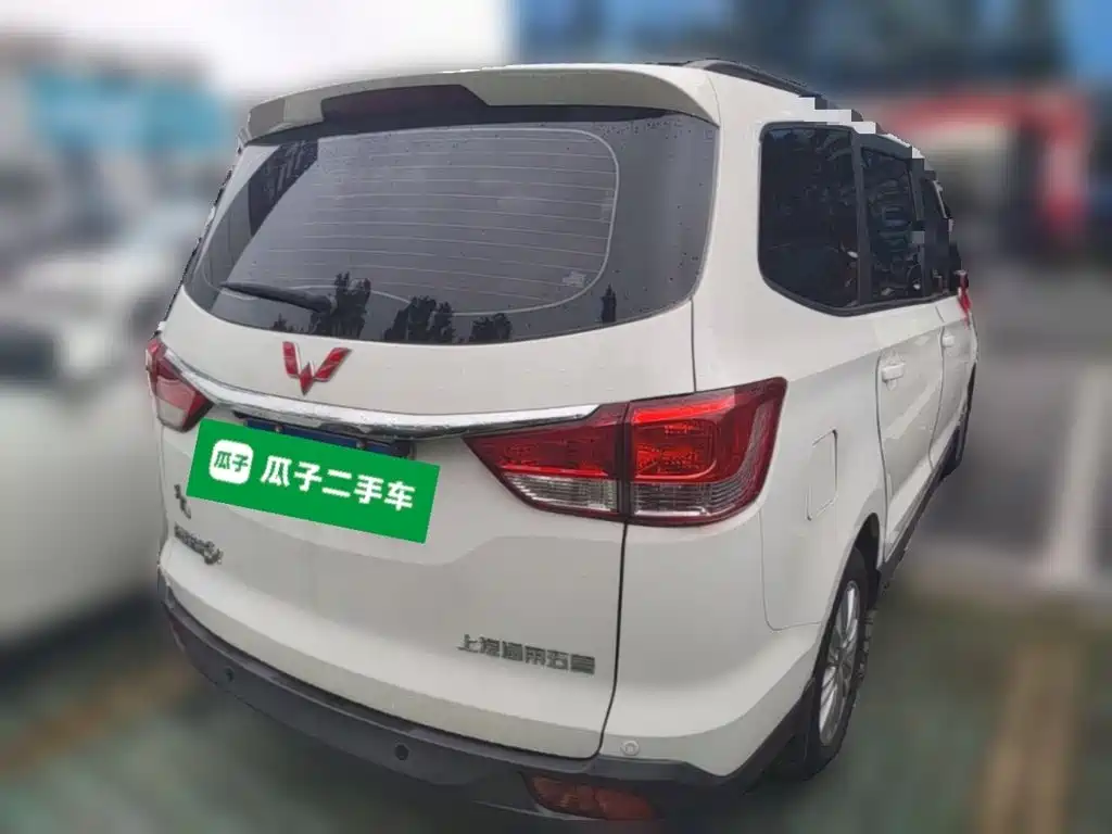 Wuling Hongguang — миниатюра 10