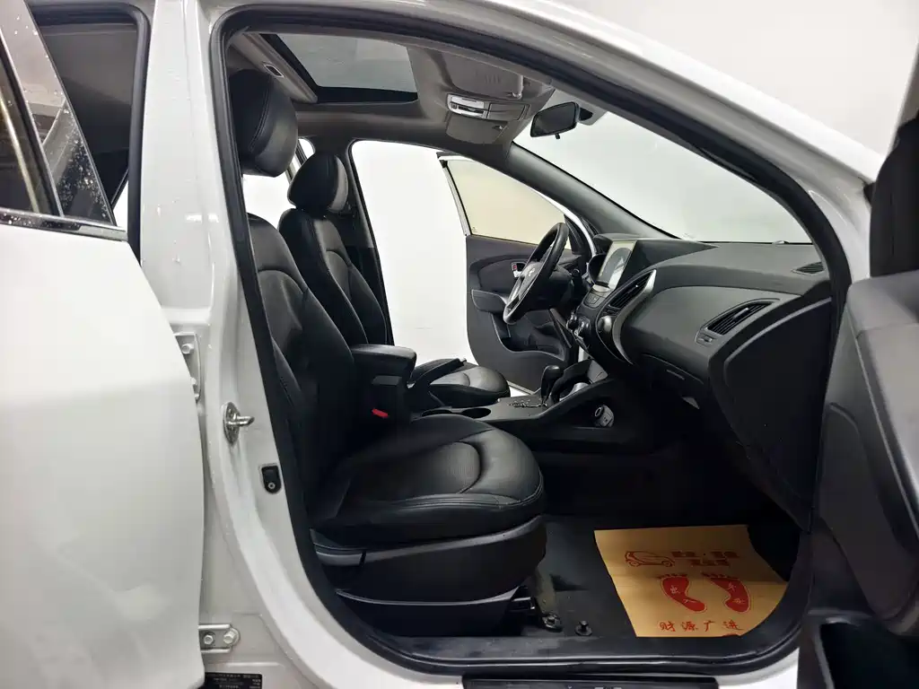 Hyundai ix35 — миниатюра 14