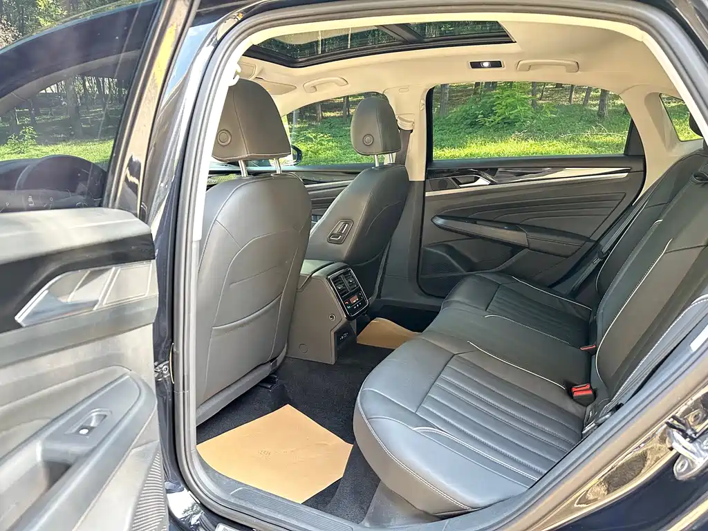 Volkswagen Passat — миниатюра 6