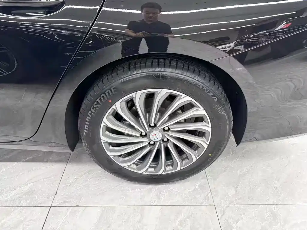 Buick LaCrosse — миниатюра 22
