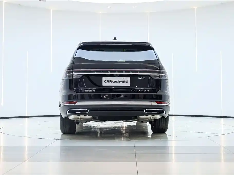 Lincoln Aviator 2024 3.0T V6 мест