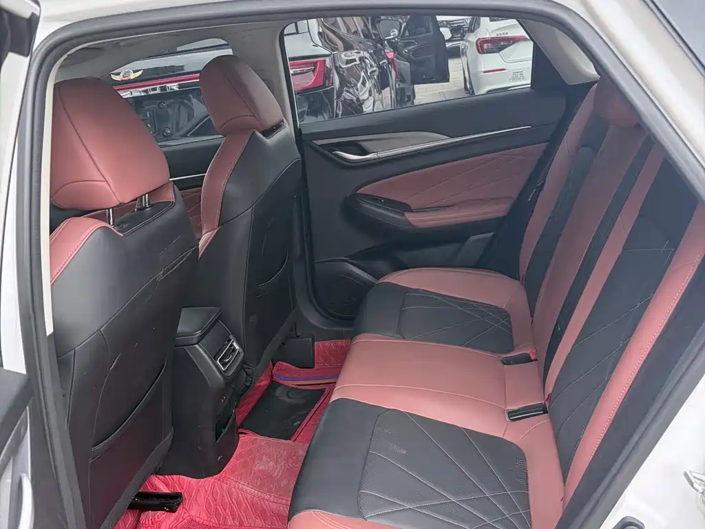 Changan Eado — миниатюра 10