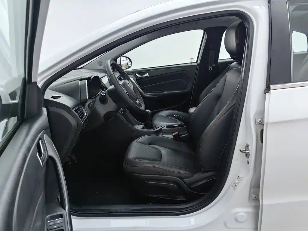 Chery Arrizo 5 — миниатюра 10