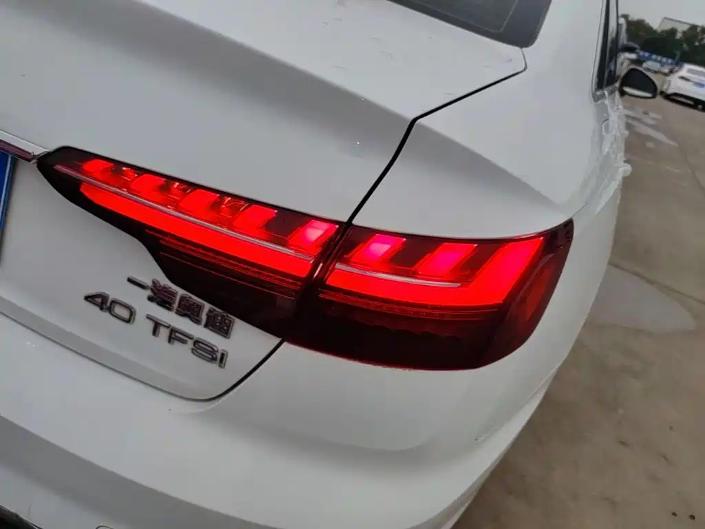Audi A4L — миниатюра 8