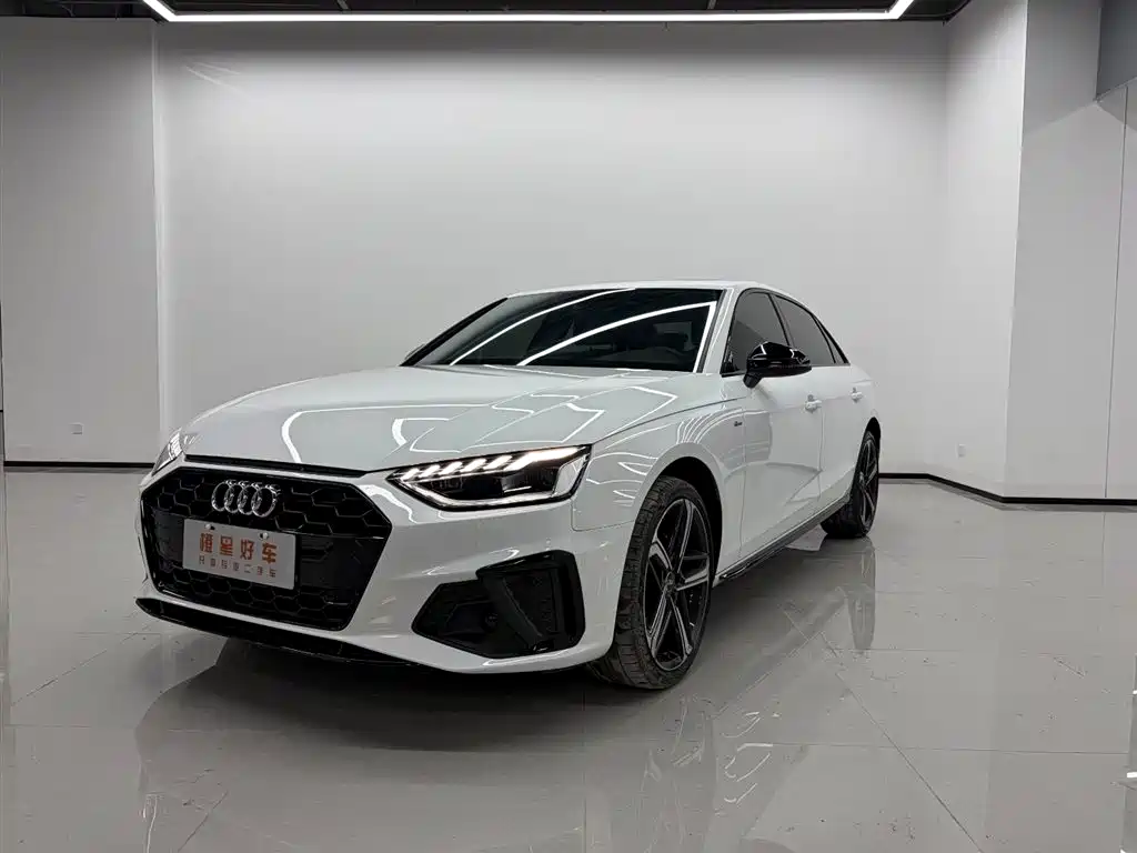 奥迪A4L 2024款 40 TFSI 豪华动感型 2024