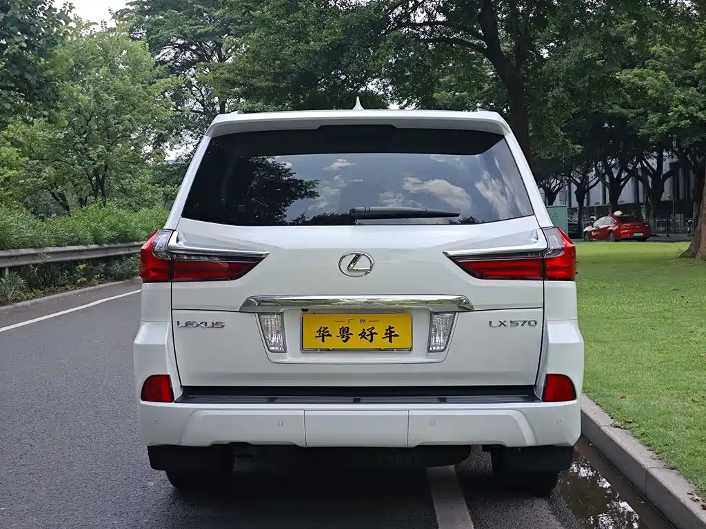 Lexus LX — фотографии объявления, Фото 4