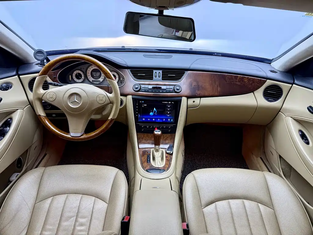 Mercedes-Benz CLS — миниатюра 7