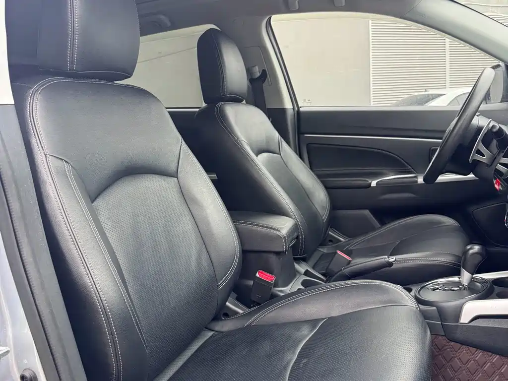 Mitsubishi ASX 2013 2.0L CVT Luxury