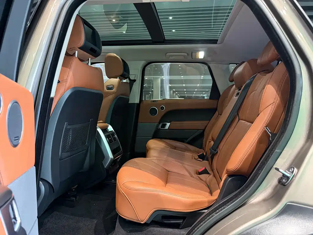 Land Rover Sport — миниатюра 5