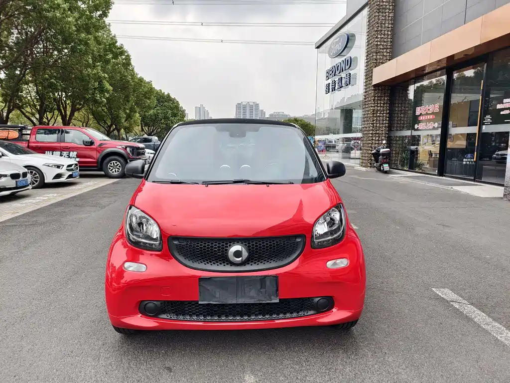 smart Smart Fortwo — миниатюра 2