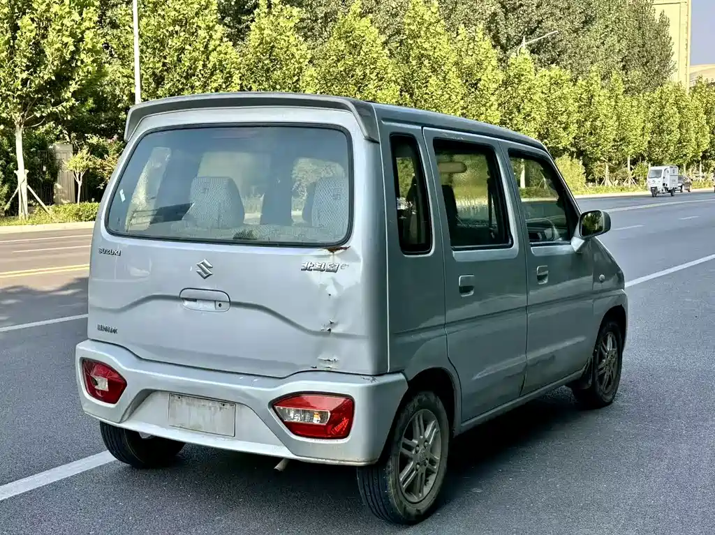 Suzuki Wagon R — миниатюра 4