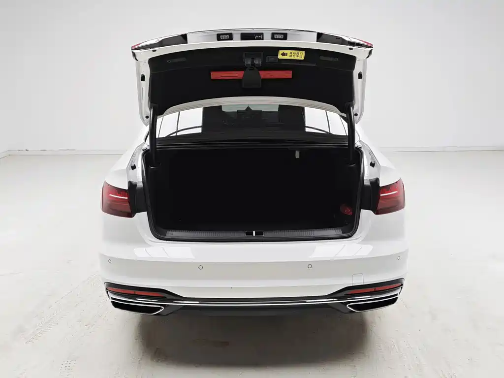 Audi A4L — миниатюра 11